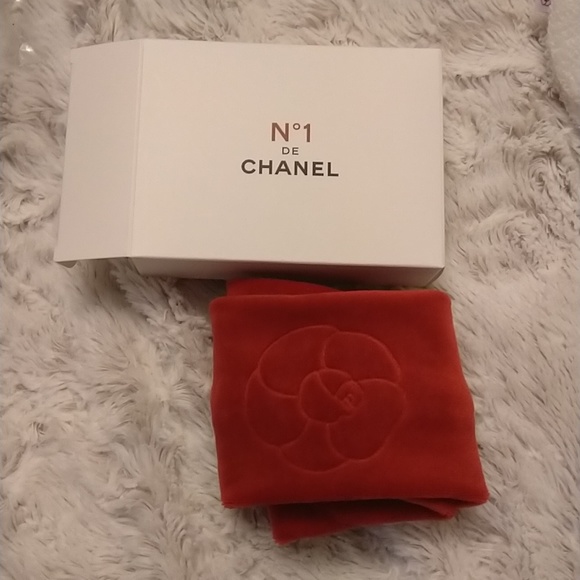 ✨ Chanel Beauty ✨: Skincare cotton pads /Spa Headband *New Gift w purchase* - Picture 2 of 11
